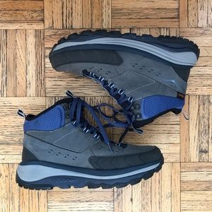 Hoka Tor Summit Waterproof Hiking Size 10.5 EUC
